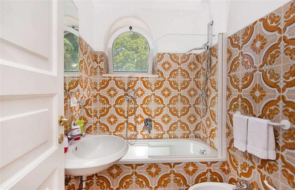 Villa Mariuccia Capri Buitenkant foto